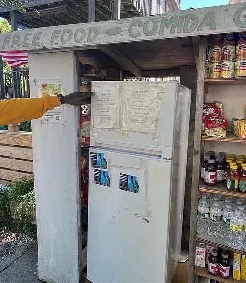 Picture of the fridge